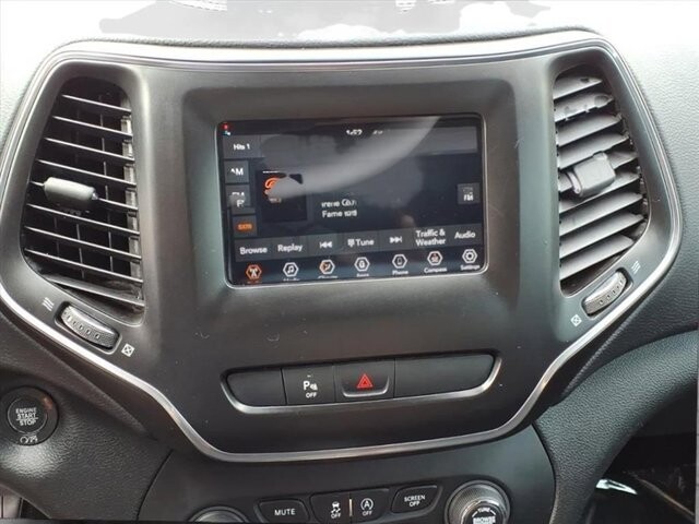 2019 Jeep Cherokee in Winchester, VA 22602 - 18063704 24