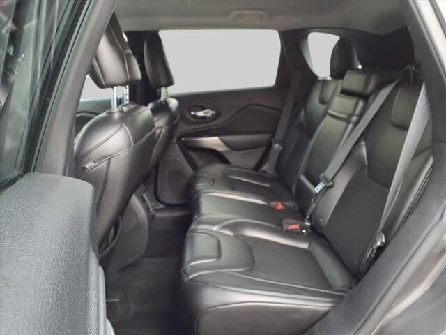 2019 Jeep Cherokee in Winchester, VA 22602 - 18063704 13