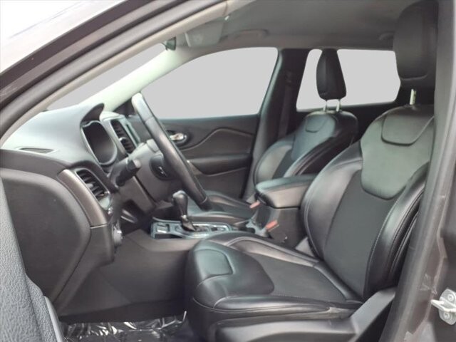 2019 Jeep Cherokee in Winchester, VA 22602 - 18063704 14