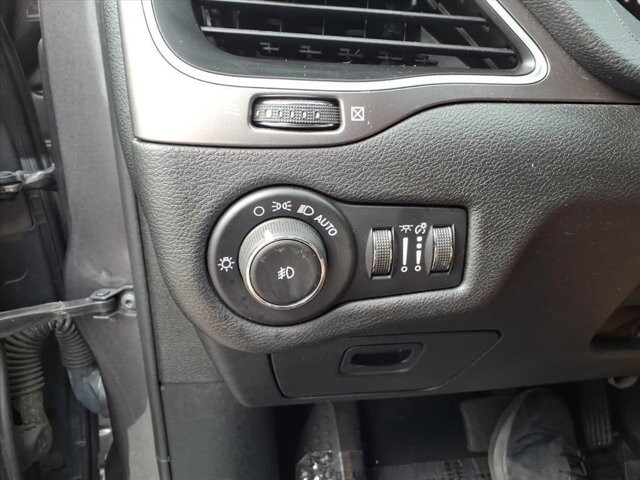 2019 Jeep Cherokee in Winchester, VA 22602 - 18063704 31