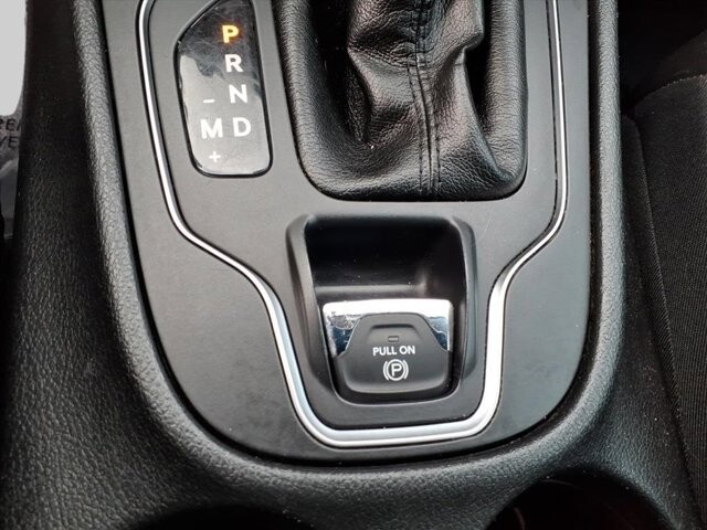 2019 Jeep Cherokee in Winchester, VA 22602 - 18063704 32