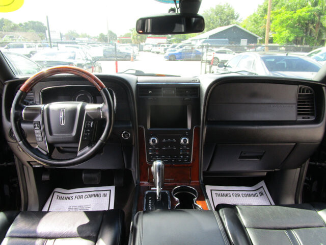 2017 Lincoln Navigator L in Tampa, FL 33604-6914 - 18063707 3