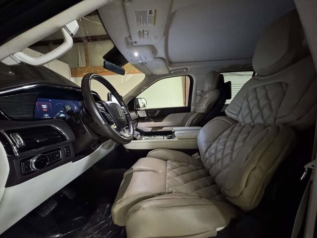2019 Lincoln Navigator L in Winchester, VA 22602 - 18063714 12