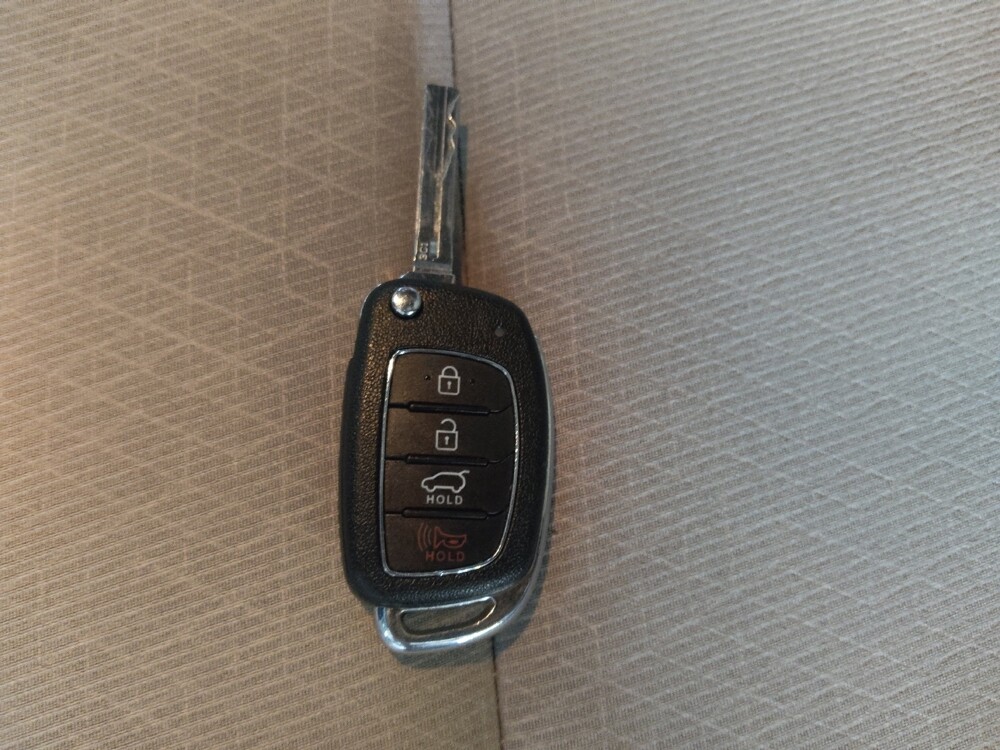 2016 Hyundai Tucson in Jacksonville, FL 32210 - 18063771 32