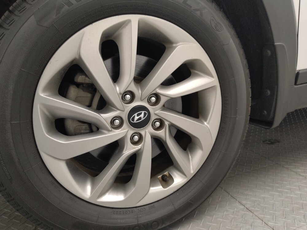 2016 Hyundai Tucson in Jacksonville, FL 32210 - 18063771 31