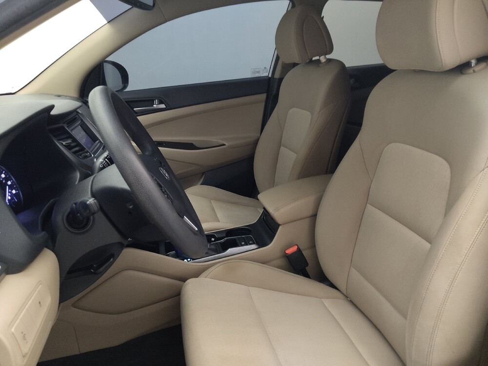 2016 Hyundai Tucson in Jacksonville, FL 32210 - 18063771 17