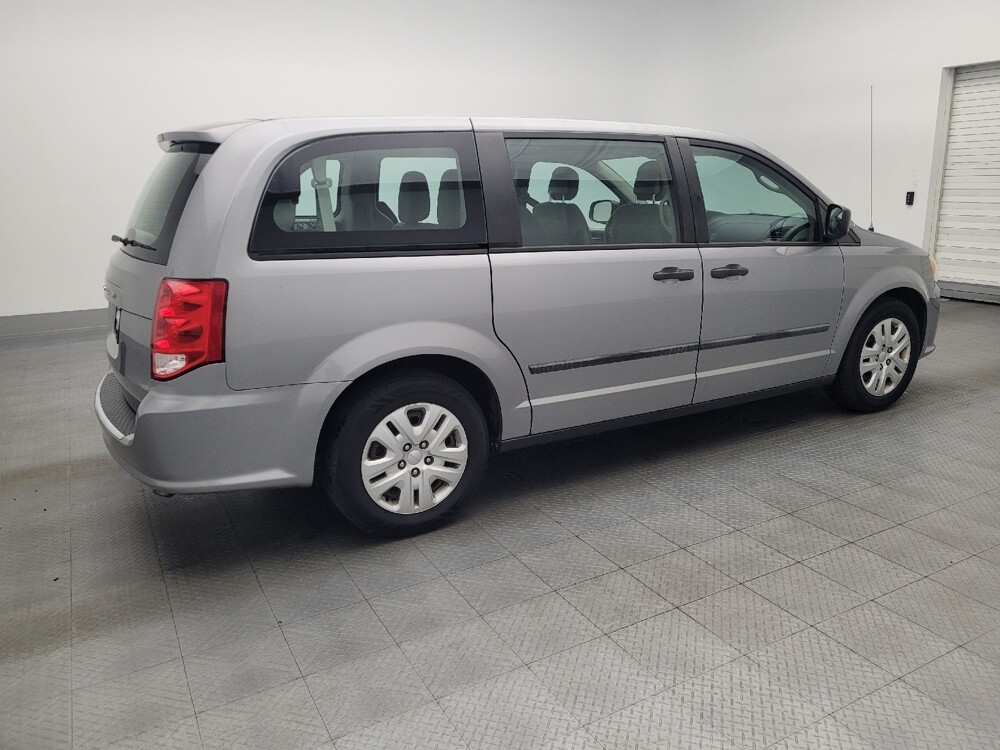 2015 Dodge Grand Caravan in Jacksonville, FL 32210 - 18063776 10