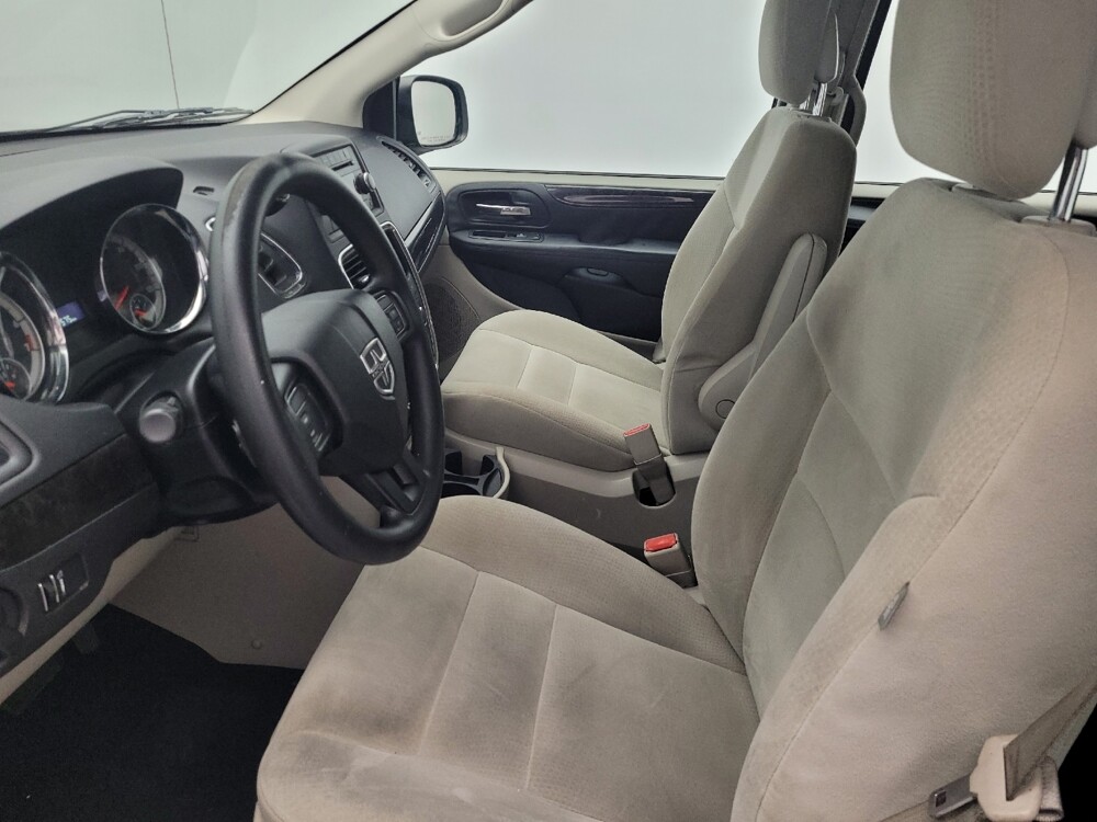 2015 Dodge Grand Caravan in Jacksonville, FL 32210 - 18063776 17