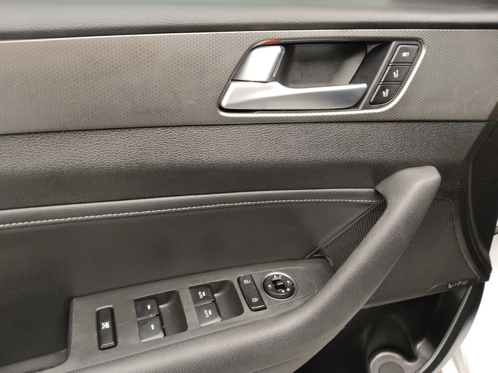 2016 Hyundai Sonata in Colorado Springs, CO 80909 - 18063788 27