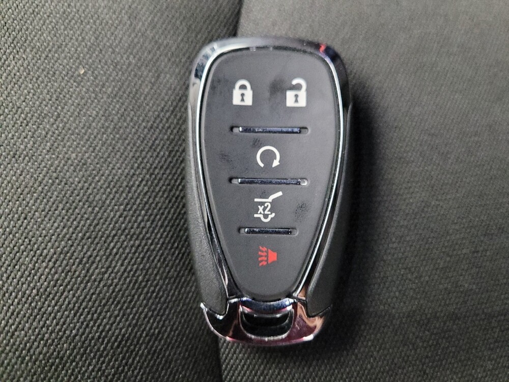 2022 Chevrolet Equinox in Eastpointe, MI 48021 - 18063843 32