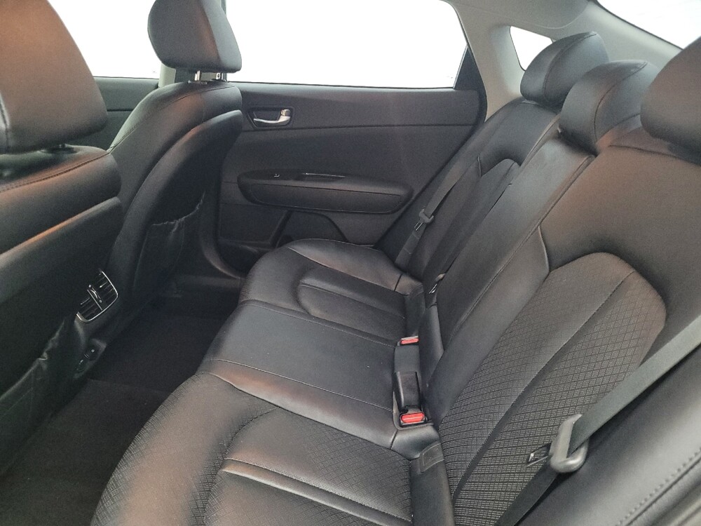 2016 Kia Optima in Clearwater, FL 33764 - 18063900 18