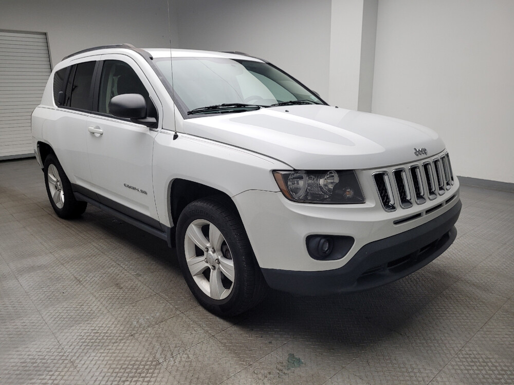 2015 Jeep Compass in Eastpointe, MI 48021 - 18063911 13