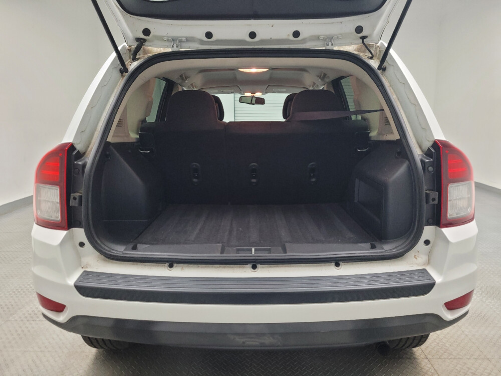 2015 Jeep Compass in Eastpointe, MI 48021 - 18063911 29