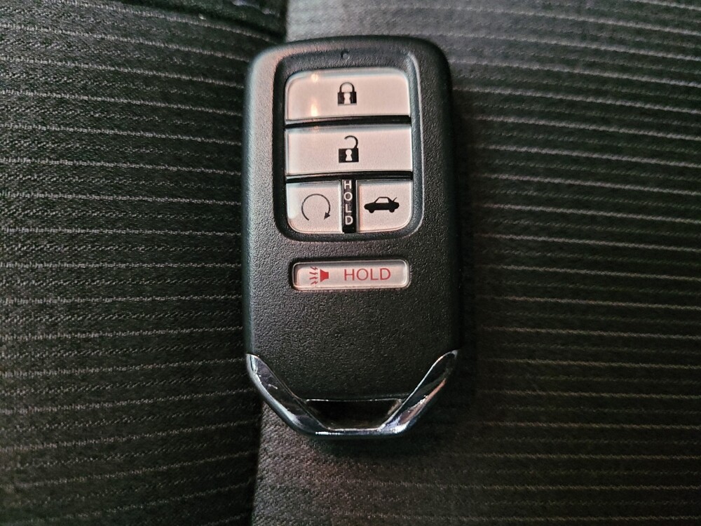 2019 Honda Accord in Eastpointe, MI 48021 - 18063916 32