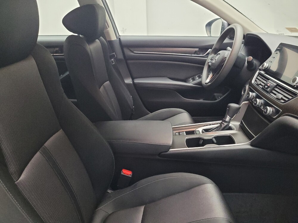 2019 Honda Accord in Eastpointe, MI 48021 - 18063916 21