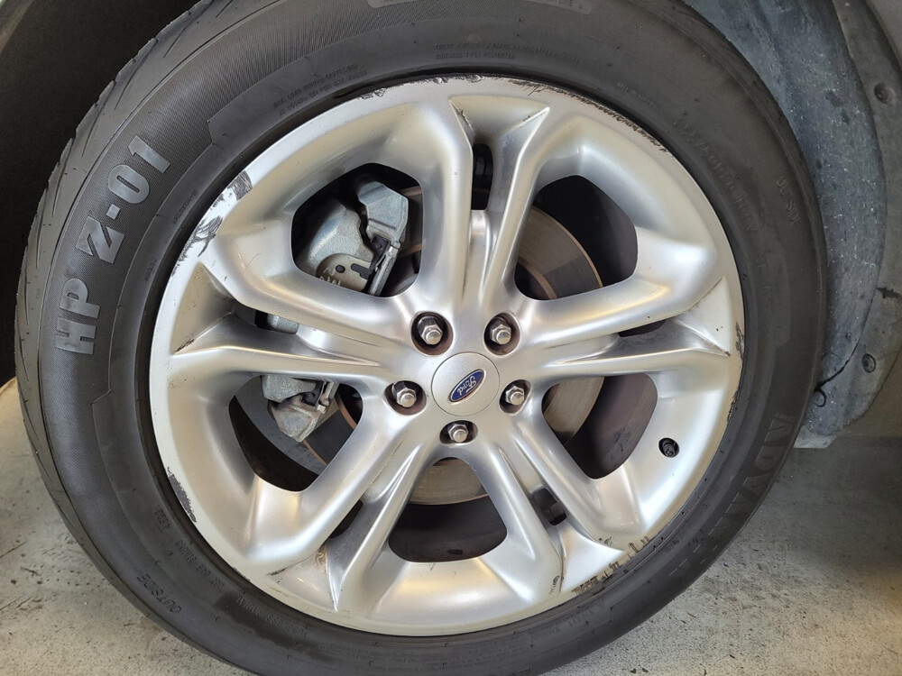 2015 Ford Explorer in Mesa, AZ 85210 - 18063954 31