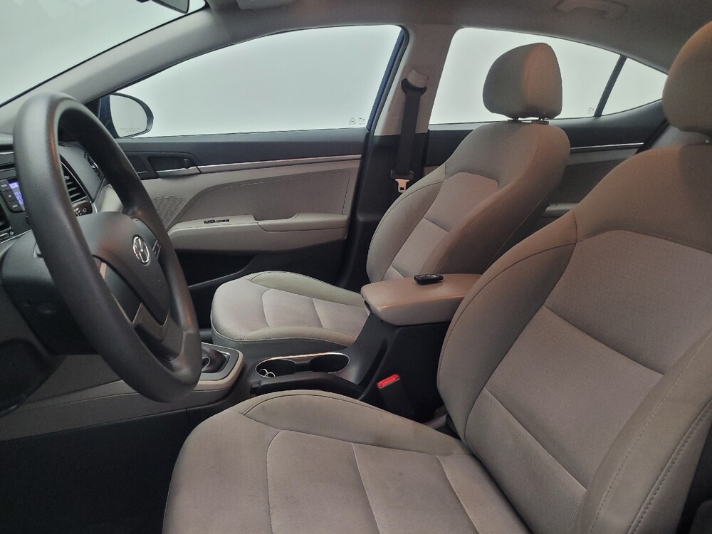 2017 Hyundai Elantra in Knoxville, TN 37923 - 18063982 17