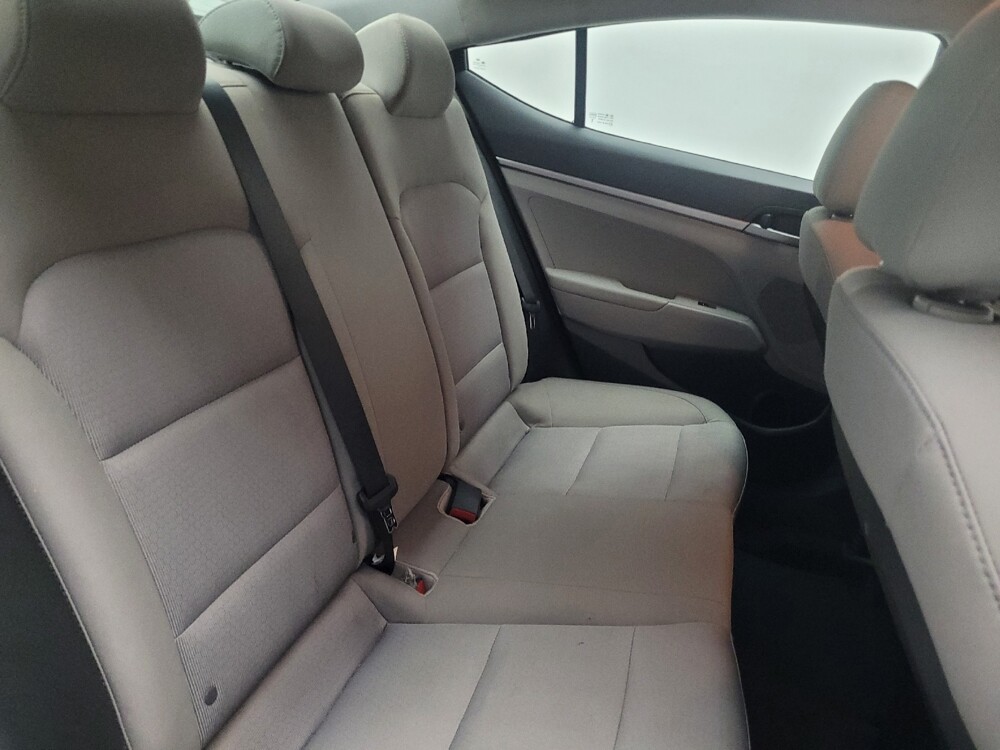 2017 Hyundai Elantra in Knoxville, TN 37923 - 18063982 19