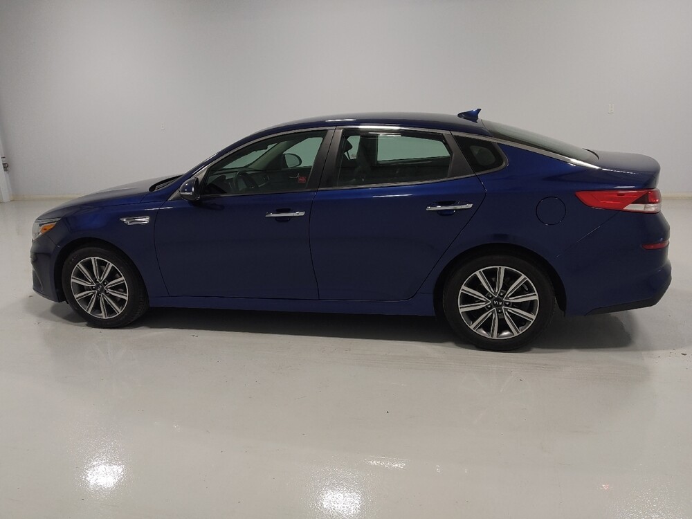 2019 Kia Optima in Columbus, OH 43228 - 18063993 3