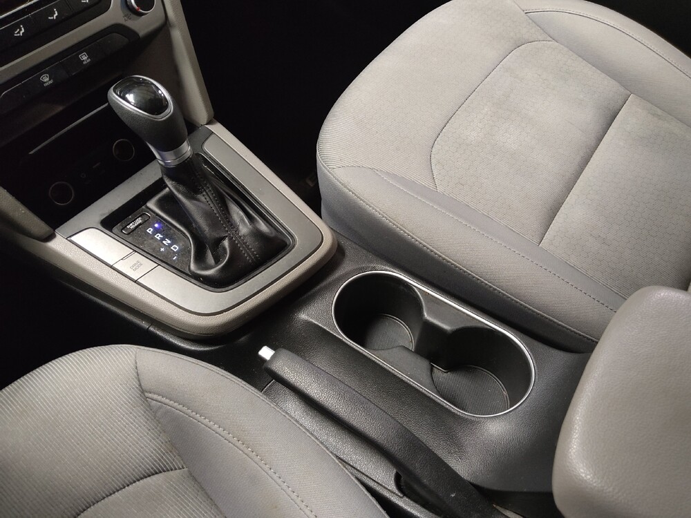 2017 Hyundai Elantra in Oklahoma City, OK 73139 - 18064001 26