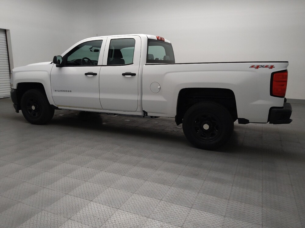 2017 Chevrolet Silverado 1500 in Lewisville, TX 75067 - 18064002 3