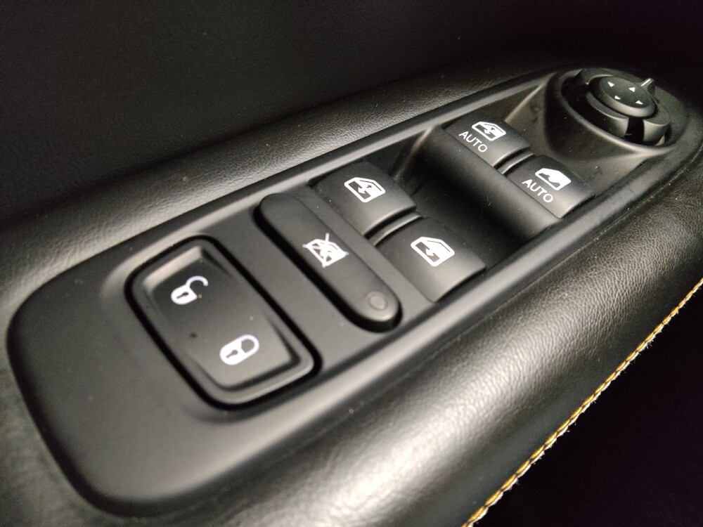 2017 Jeep Compass in Las Vegas, NV 89104 - 18064051 27