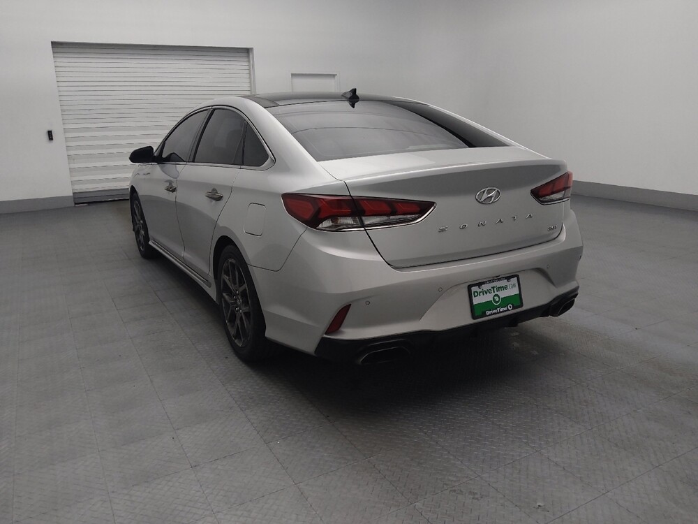 2018 Hyundai Sonata in Jacksonville, FL 32225 - 18064057 5