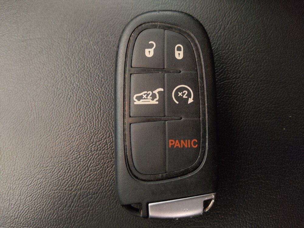 2015 Jeep Grand Cherokee in San Antonio, TX 78238 - 18064123 32