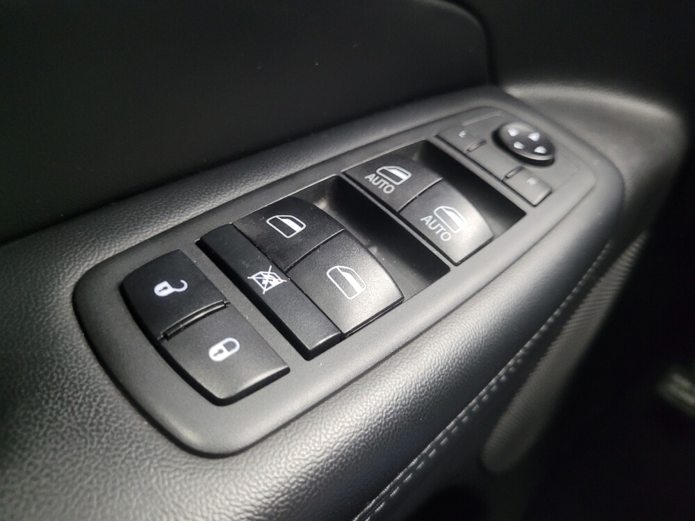 2020 Jeep Grand Cherokee in Mishawaka, IN 46545 - 18064180 27