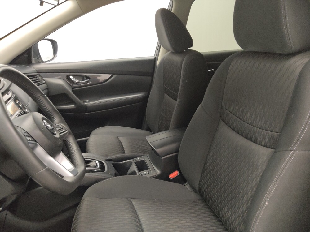 2017 Nissan Rogue in Macon, GA 31210 - 18064200 17