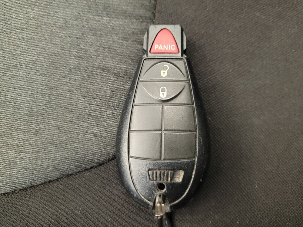 2014 Jeep Cherokee in Columbus, OH 43228 - 18064205 32