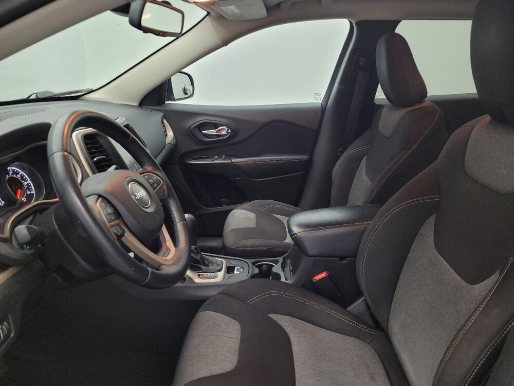 2014 Jeep Cherokee in Columbus, OH 43228 - 18064205 17