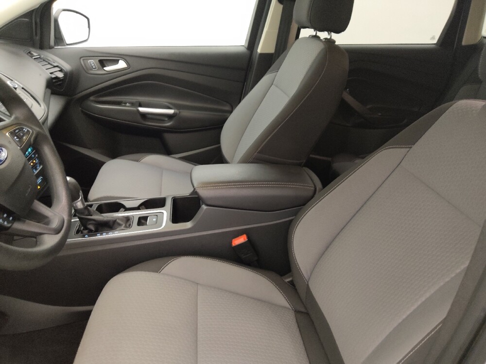 2017 Ford Escape in Tampa, FL 33619 - 18064253 17