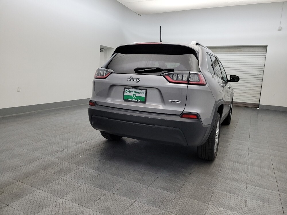 2019 Jeep Cherokee in Glendale, AZ 85301 - 18064288 7