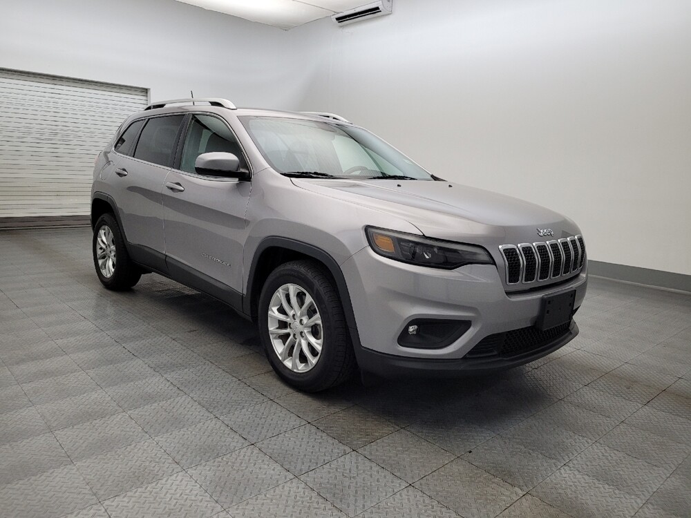 2019 Jeep Cherokee in Glendale, AZ 85301 - 18064288 13
