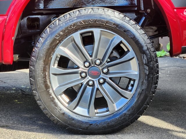 2018 Ford F150 in Cinnaminson, NJ 08077 - 18064334 9