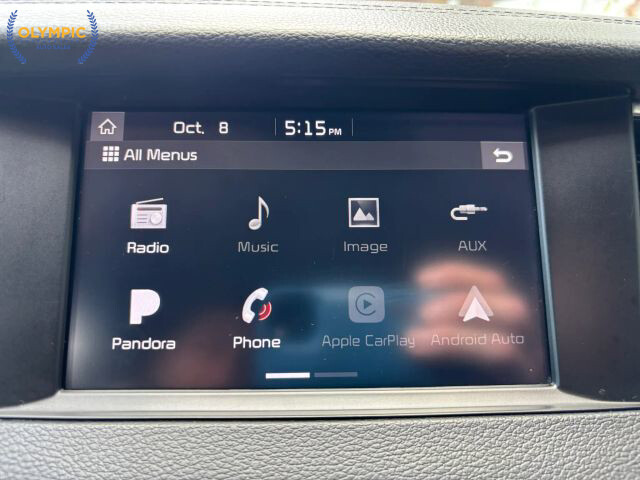 2018 Kia Cadenza in Decatur, GA 30032 - 18064354 28