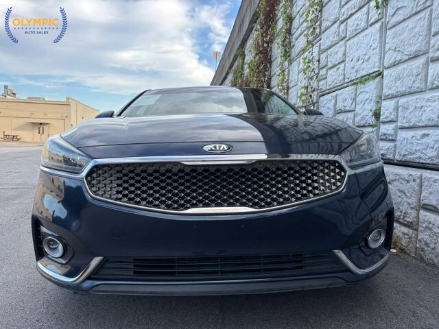2018 Kia Cadenza in Decatur, GA 30032 - 18064354 16