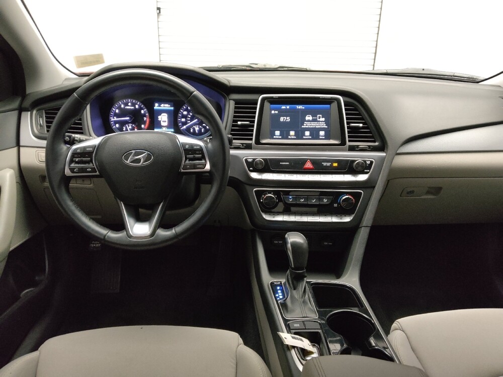 2018 Hyundai Sonata in Tulsa, OK 74145 - 18064407 22