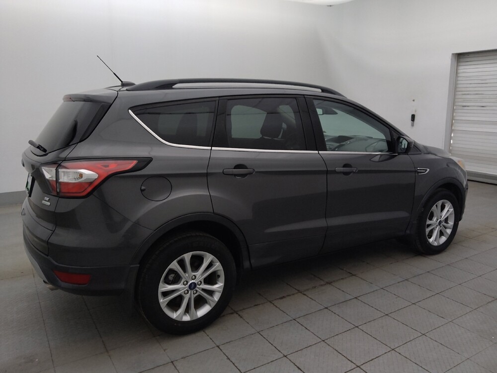 2018 Ford Escape in Lakeland, FL 33815 - 18064437 10