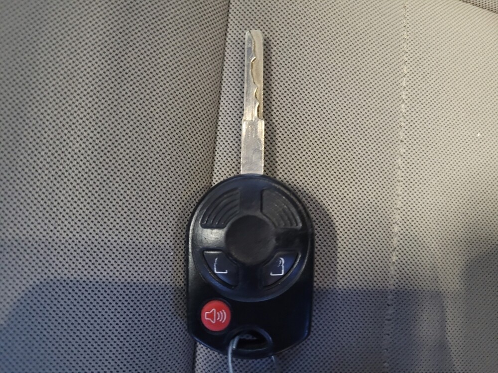 2014 Ford Escape in Tampa, FL 33619 - 18064442 32