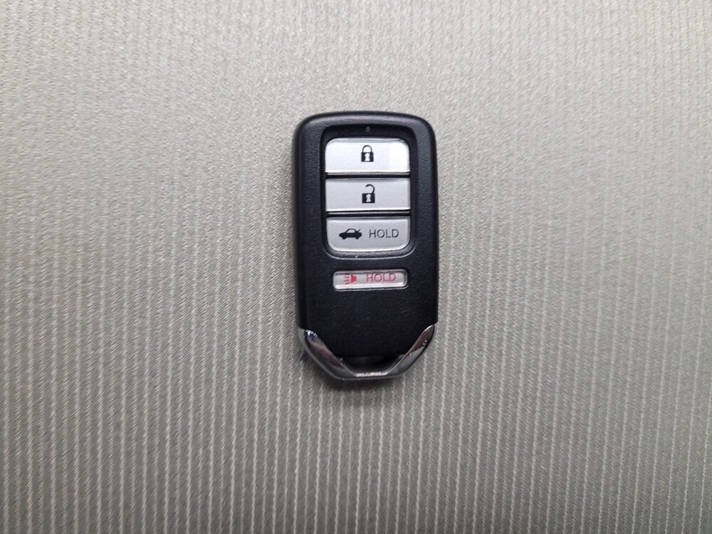 2018 Honda Accord in Las Vegas, NV 89104 - 18064445 32