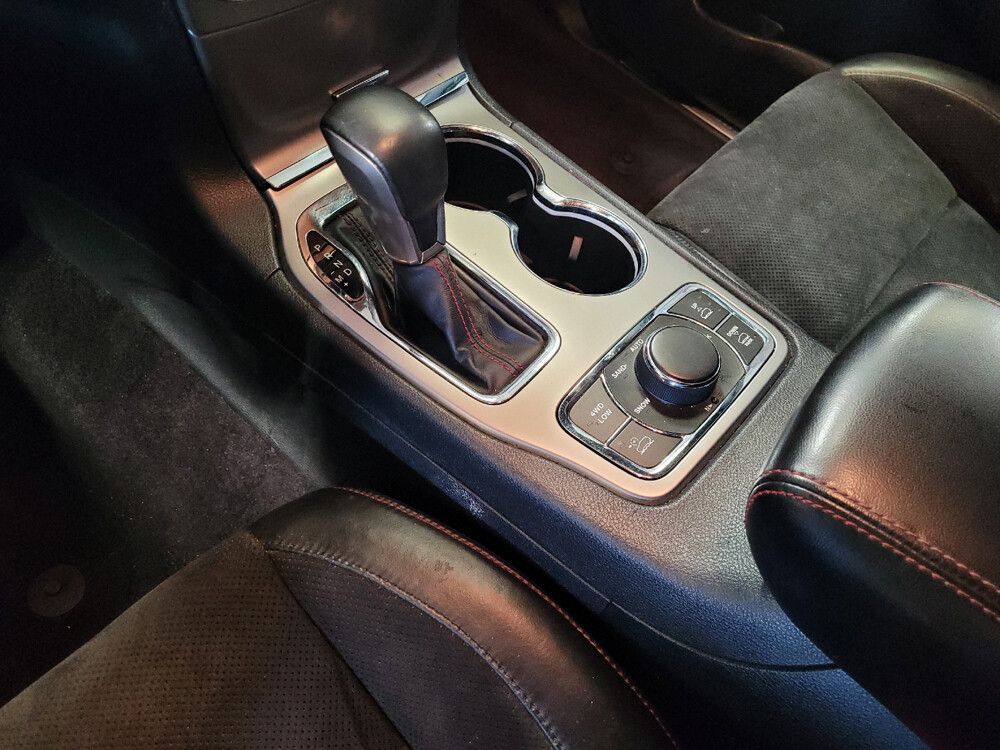 2018 Jeep Grand Cherokee in Sanford, FL 32773 - 18064448 26