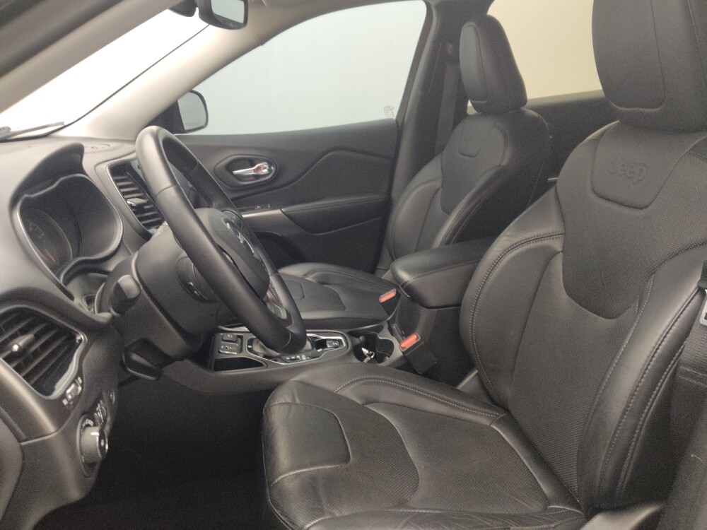 2019 Jeep Cherokee in Lauderdale Lakes, FL 33313 - 18064462 17