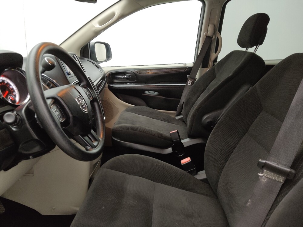 2019 Dodge Grand Caravan in Greenville, SC 29607 - 18064468 17