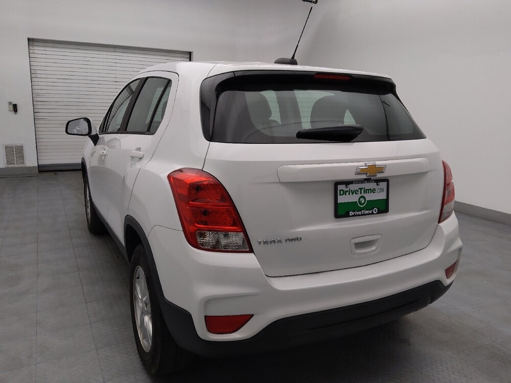 2018 Chevrolet Trax in Charlotte, NC 28213 - 18064473 5