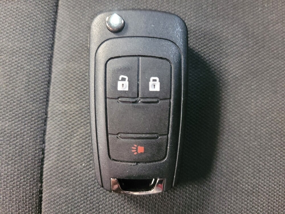 2018 Chevrolet Trax in Charlotte, NC 28213 - 18064473 32