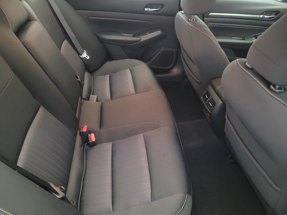 2019 Nissan Altima in Woodbridge, VA 22191 - 18064505 19