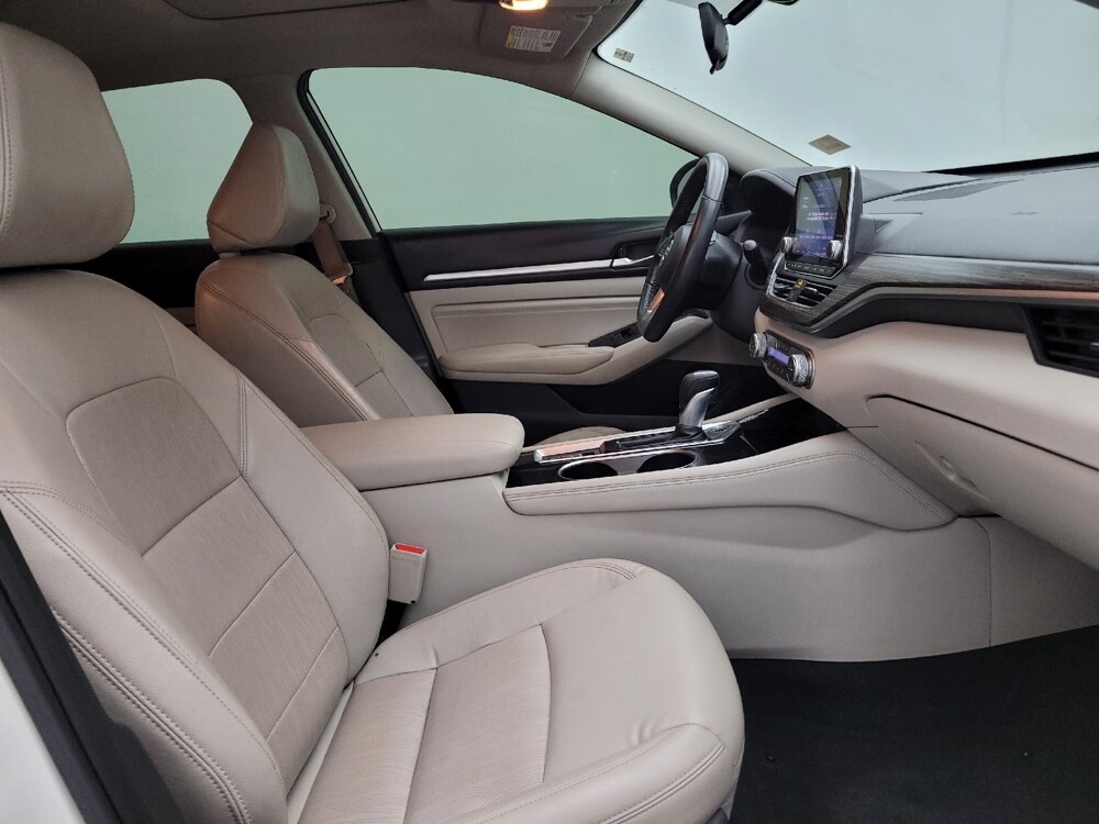 2021 Nissan Altima in Maple Heights, OH 44137 - 18064524 21