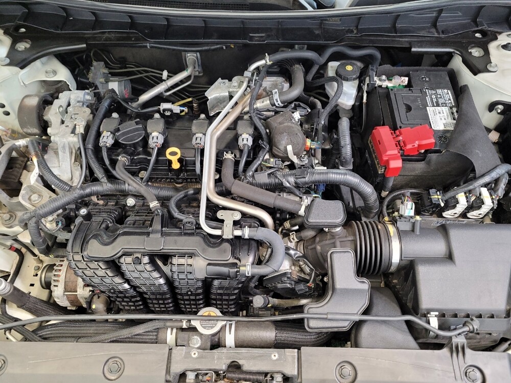 2021 Nissan Altima in Maple Heights, OH 44137 - 18064524 30